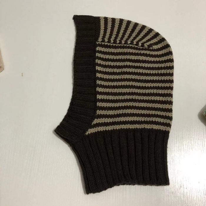 Varmeriket Stripet strikket balaclava som dekker hode og hals