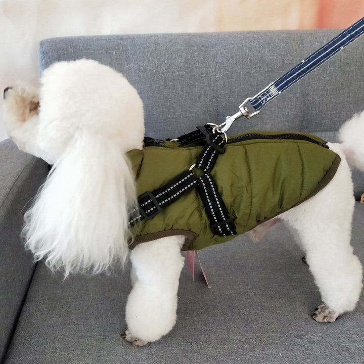 Vanntett hundedekken med sele i svart
