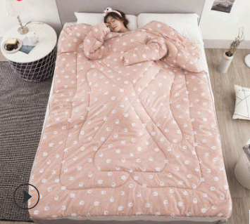Kosepledd med ermer, lat dyne for sofa og seng