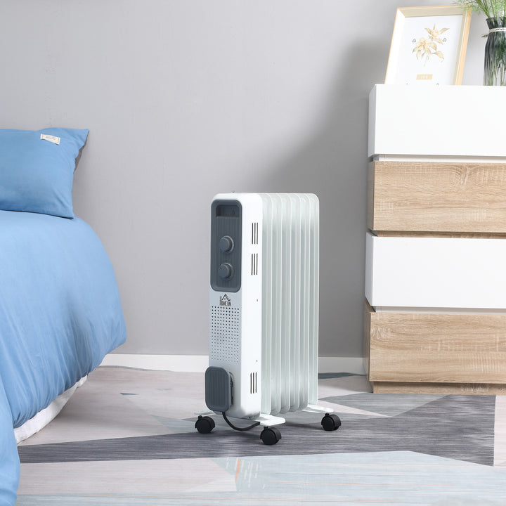 Hvit oljefylt radiator med sju ribber