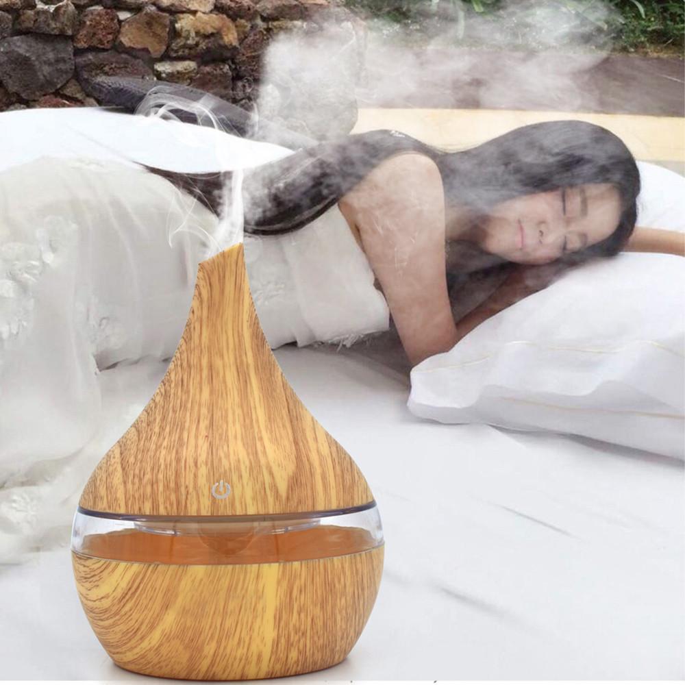 Aroma diffuser i treimitasjon med LED-lys – stille damp