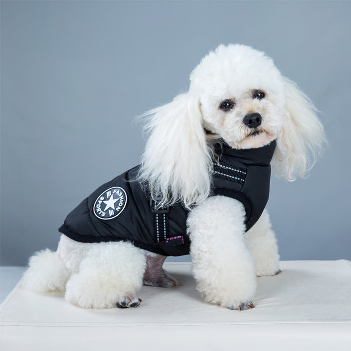 Vanntett hundedekken med sele i svart