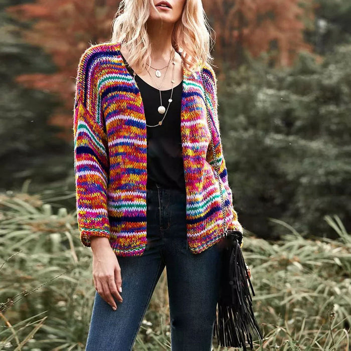 Varmeriket Kort grovstrikket cardigan med regnbuestriper