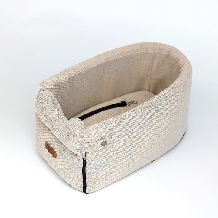 Bilsete for liten hund på armlenet