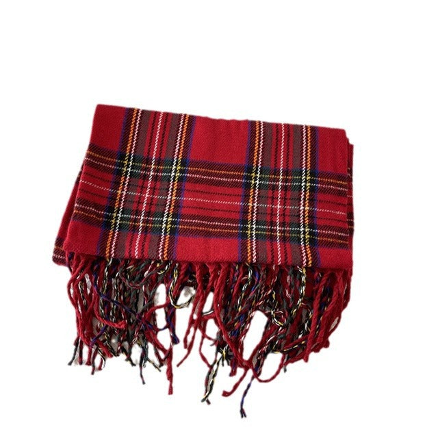 Varmeriket Rutete skjerf i rød tartan med dusker