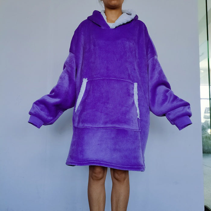 Varmeriket Oversized pleddgenser med hette og sherpafôr