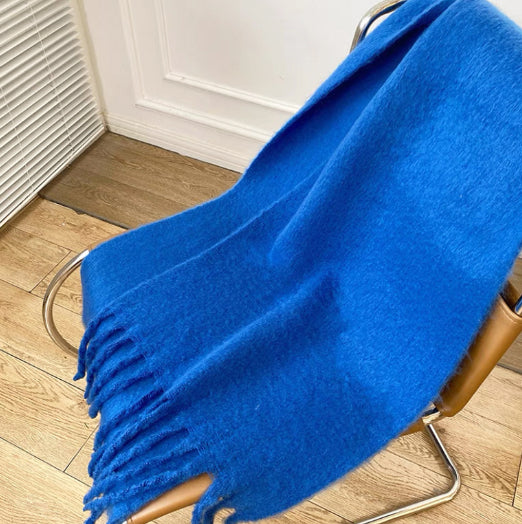 Tykt lodent skjerf med dusker
