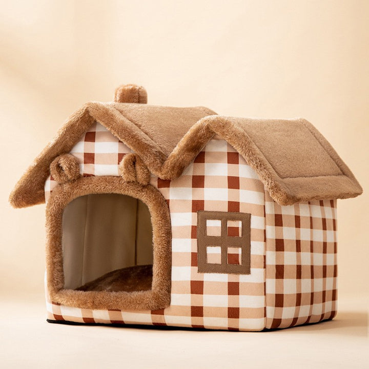 Plysjhule formet som hus til katt