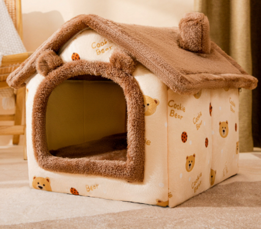 Plysjhule formet som hus til katt