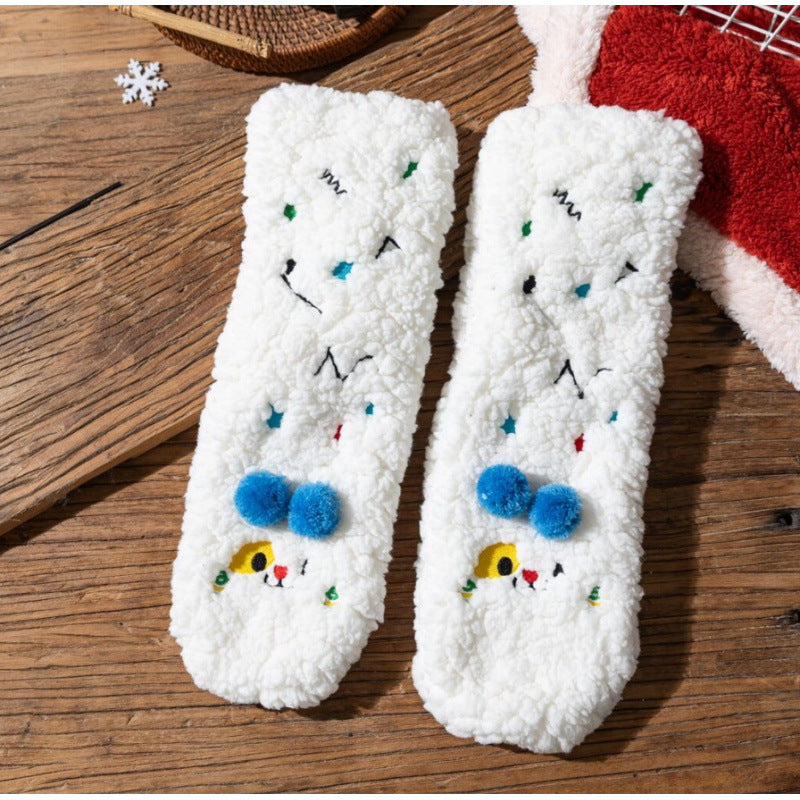 Lodne gule sokker med brodert fjes