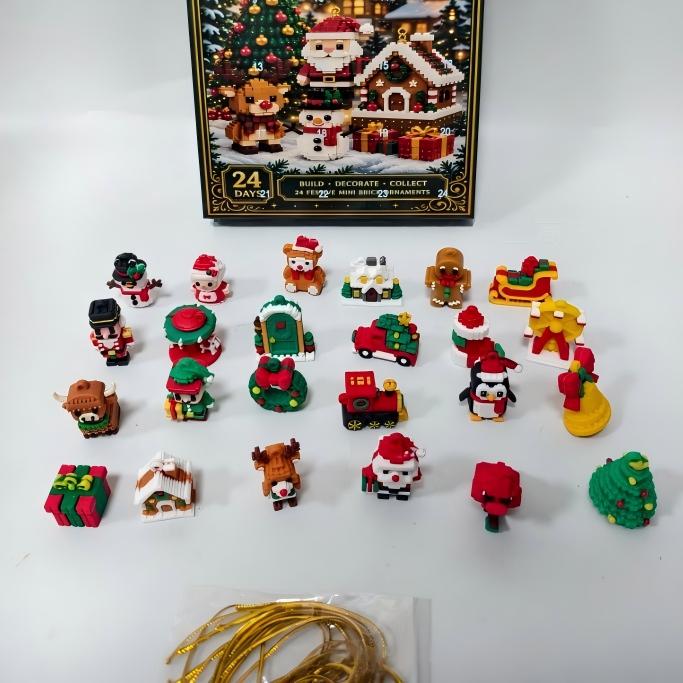Julekalender med byggeklosser og pynt