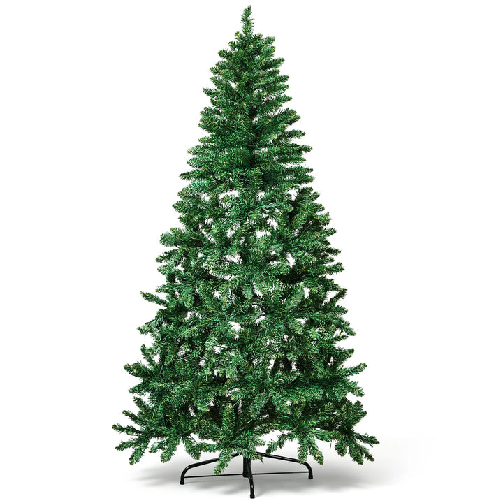 Halvt juletre med flat bakside inntil vegg