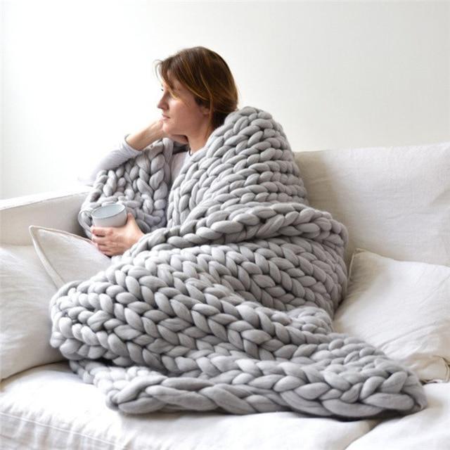 Varmeriket™ Håndlaget grovstrikket pledd – myk og varm til sofaen